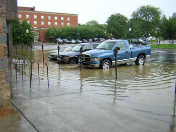 2006 flood problems on campus