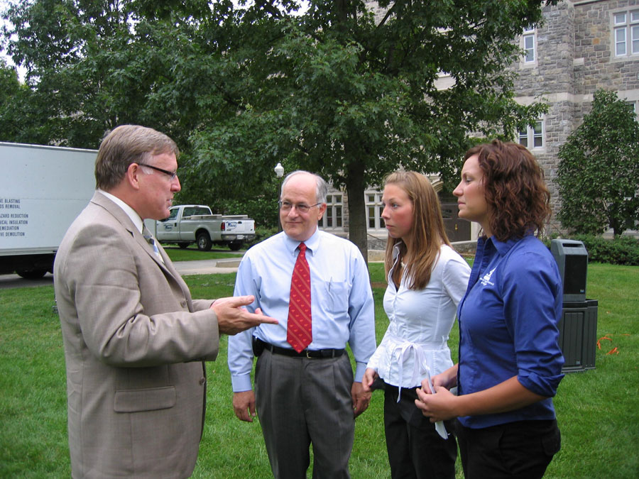 >(Left to right) Richard Benson, dean, Virginia Tech College of Engineering; Marc Sheffler, a senior engineering manager of The Boeing Company; Stefanie Naden of Virginia Beach, Va., and Becky Wiggins of Beaver, Pa., both of which are members of the Virginia Tech Student Engineers' Council.