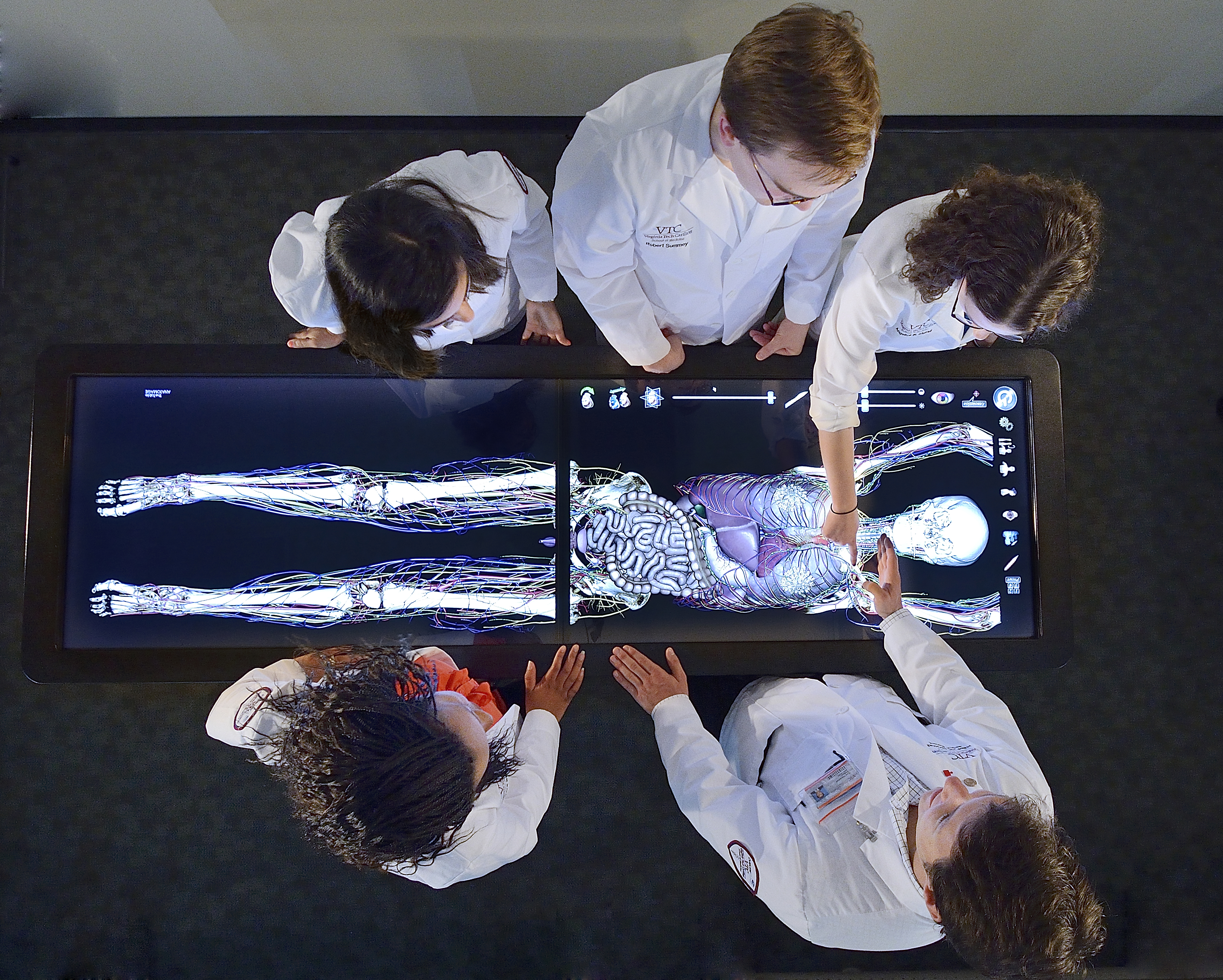Participants in the Mini Medical School will have a chance to try imaging with portable ultrasound equipment, among other hands-on activities. 