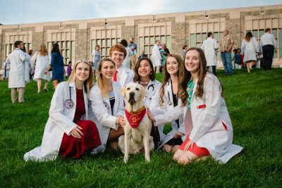 DVM Students and Therapy Dog Moose