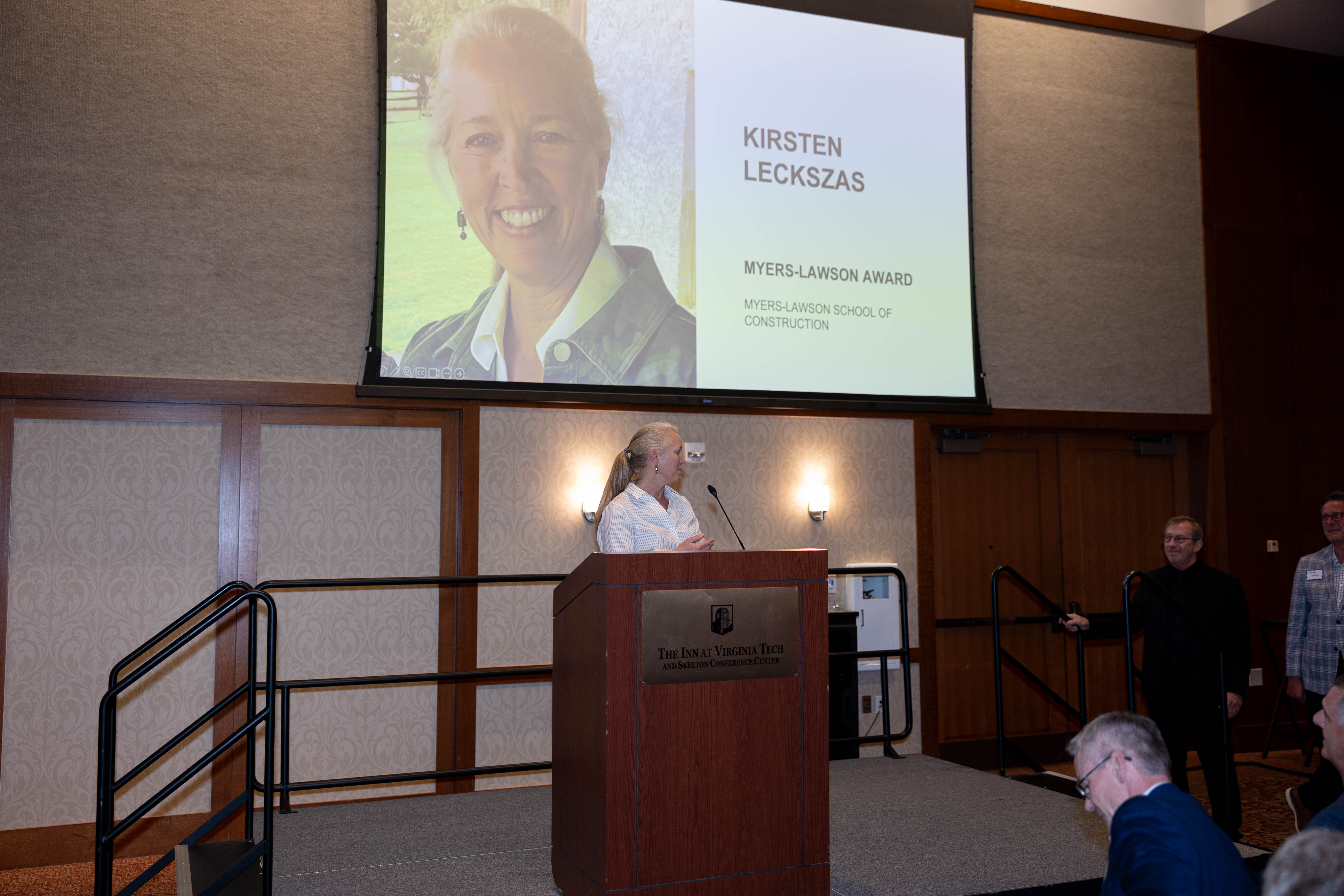 Kirsten Leckszas '88 gives acceptance speech after accepting the Myers-Lawson Award.