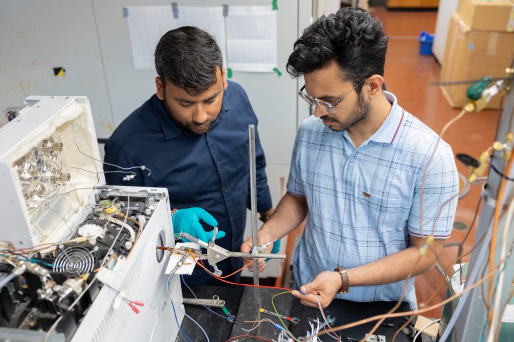 Compact Technology, Significant Impact: Miniaturized Gas Analysis Innovations Propel Research Forward | Virginia Tech News