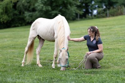 (From left) Kiergen and Emilee Lacey, large animal internal medicine resident. 