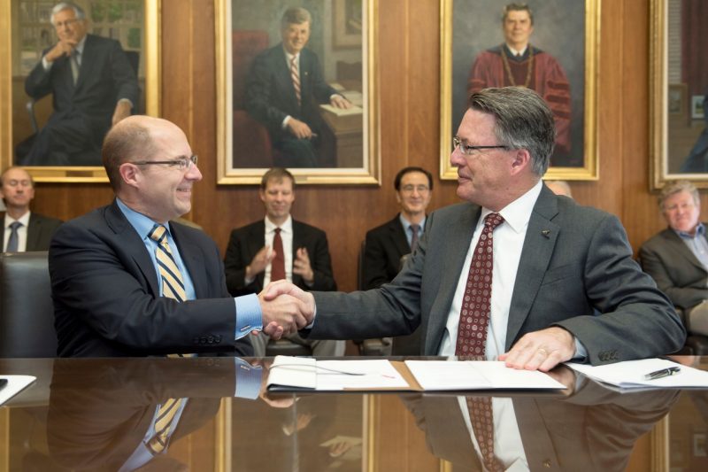 makoske-sands Photograph of Lockheed Martin Senior Vice President, Corporate Engineering, Technology, and Operations Rod Makoske and Virginia Tech President Tim Sands