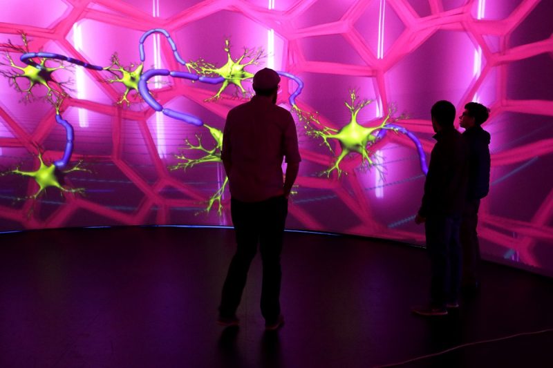 students with virtual-reality display at Virginia Tech