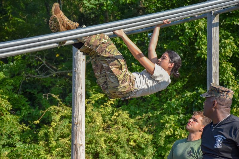 Viviana Pazos ’22 navigates the Virginia Tech Corps of Cadets Obstacle Course.