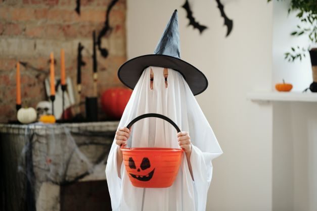 Image of child at Halloween 