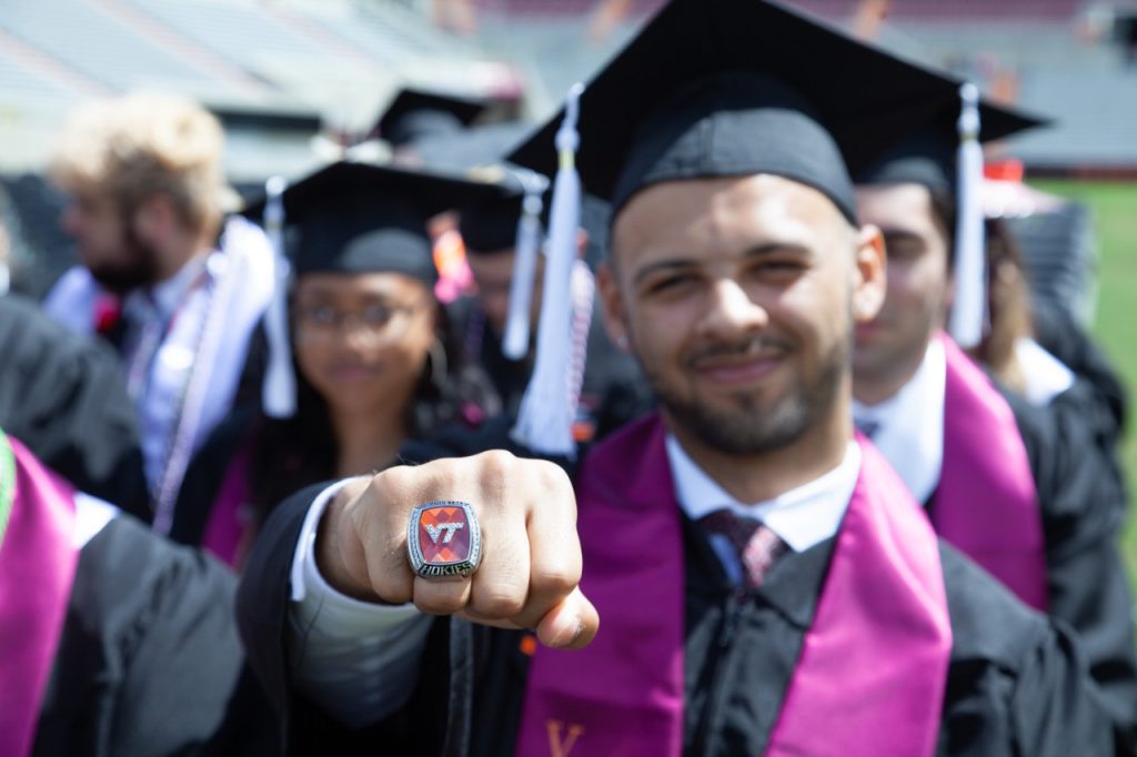 Dean’s Roundtable Challenge prioritizes Giving Day donor participation