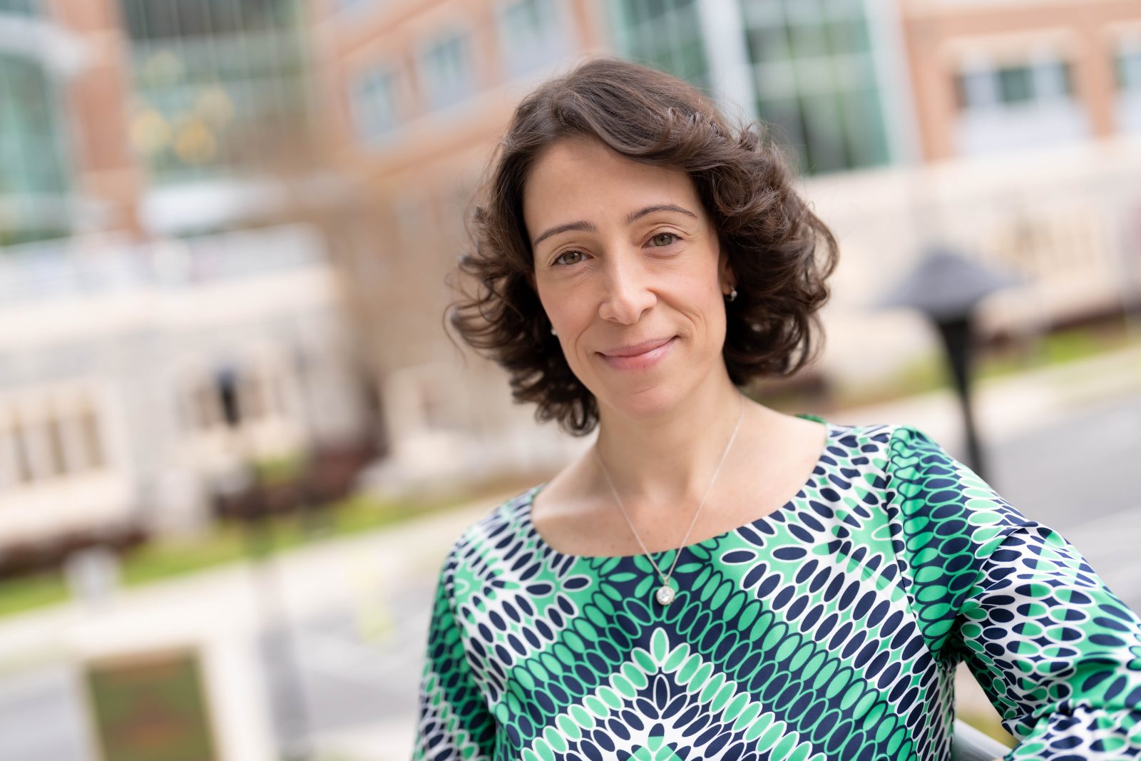 As a new faculty research team leader at the Fralin Biomedical Research Institute at VTC, Assistant Professor Roberta Freitas-Lemos seeks to improve health equity in controlling and preventing cancer, particularly as it relates to tobacco use. 