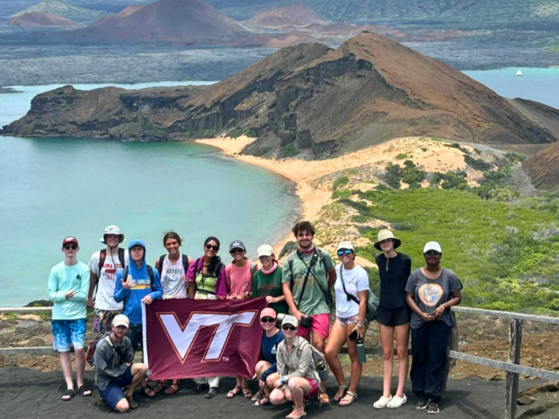 Students explore evolutionary marvels during a journey to the Galápagos ...