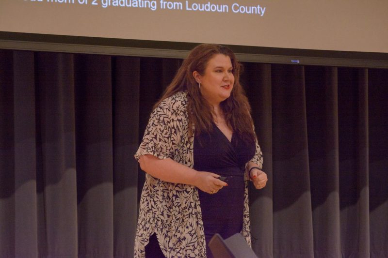 Jessica Gulick talks to an an audience.