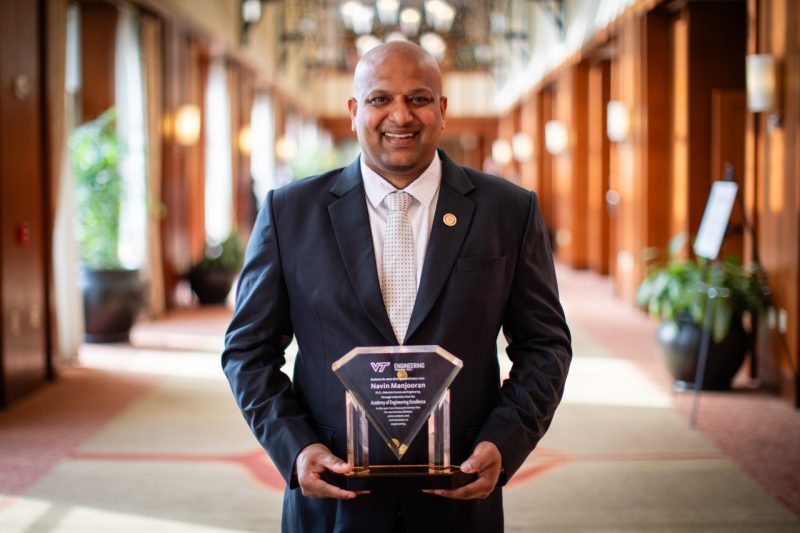 Navin Manjooran with Academy of Engineering Excellence Award