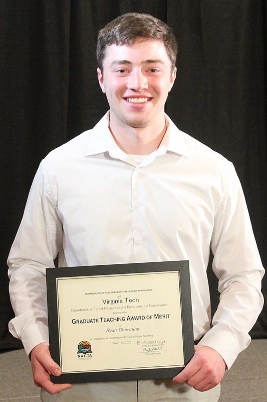Ryan Chewning Ryan Chewning received the North American Colleges and Teachers of Agriculture Graduate Teaching Award of Merit Certificate,
