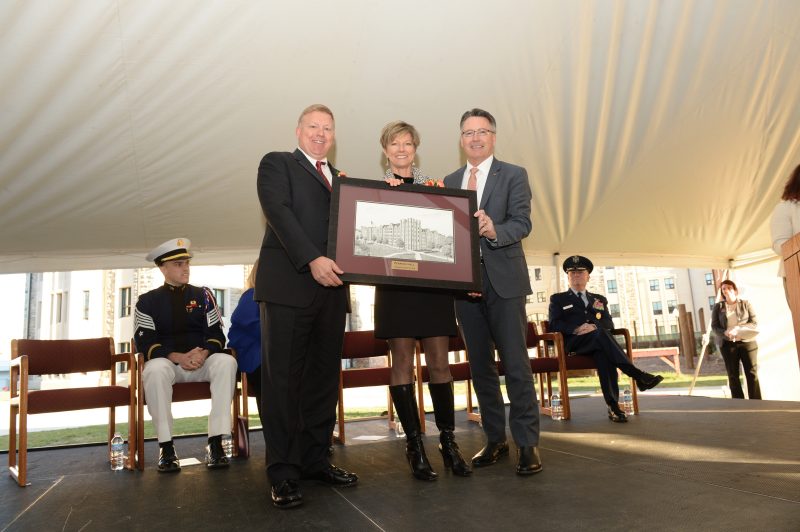 J. Pearson, Renae Pearson, and Virginia Tech President Tim Sands at the dedication of Pearson Hall in 2015. Photo by Michael Kiernan for Virginia Tech.